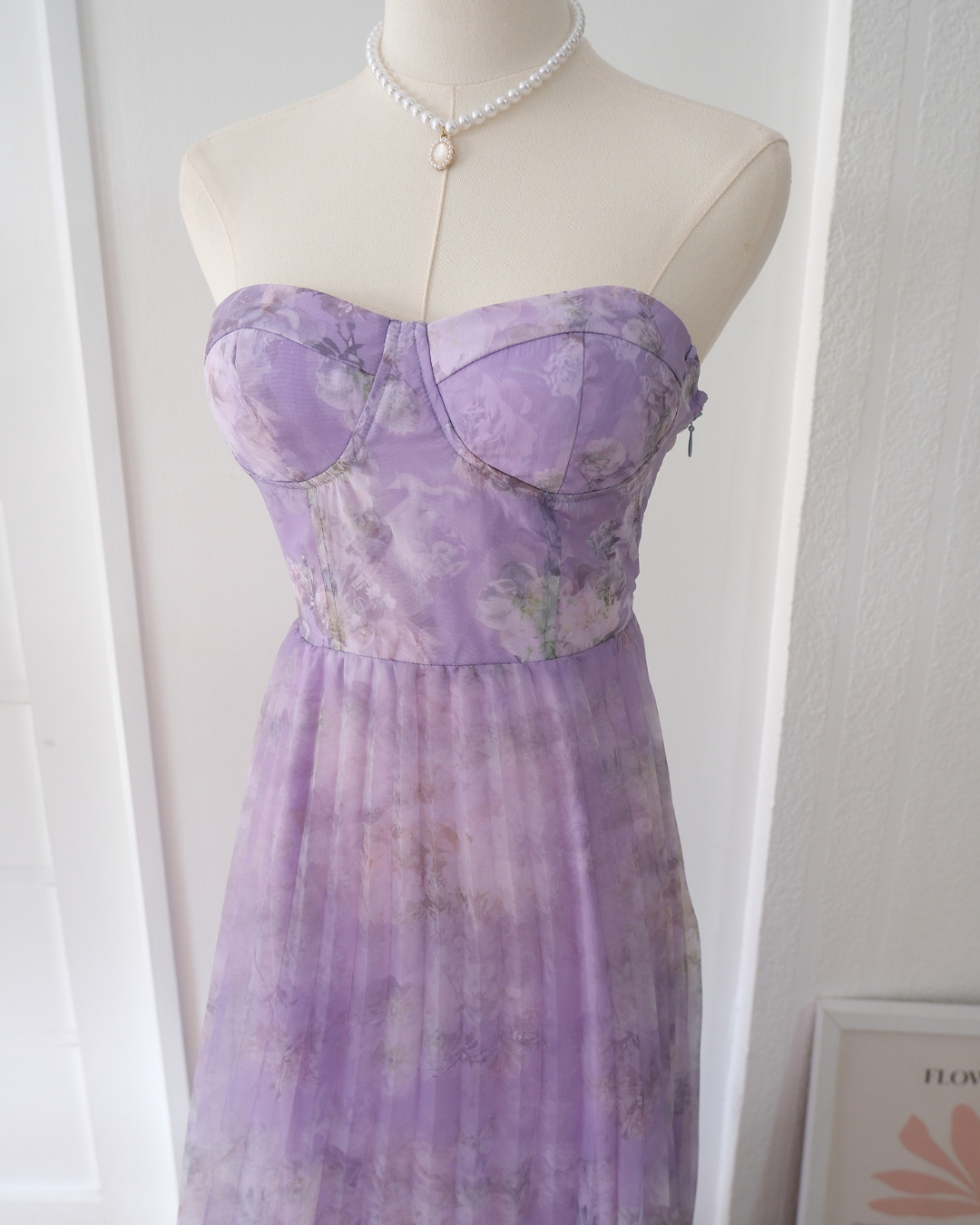 Pre-order: Chloe Dress