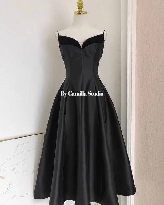Pre-order: Vivien Dress