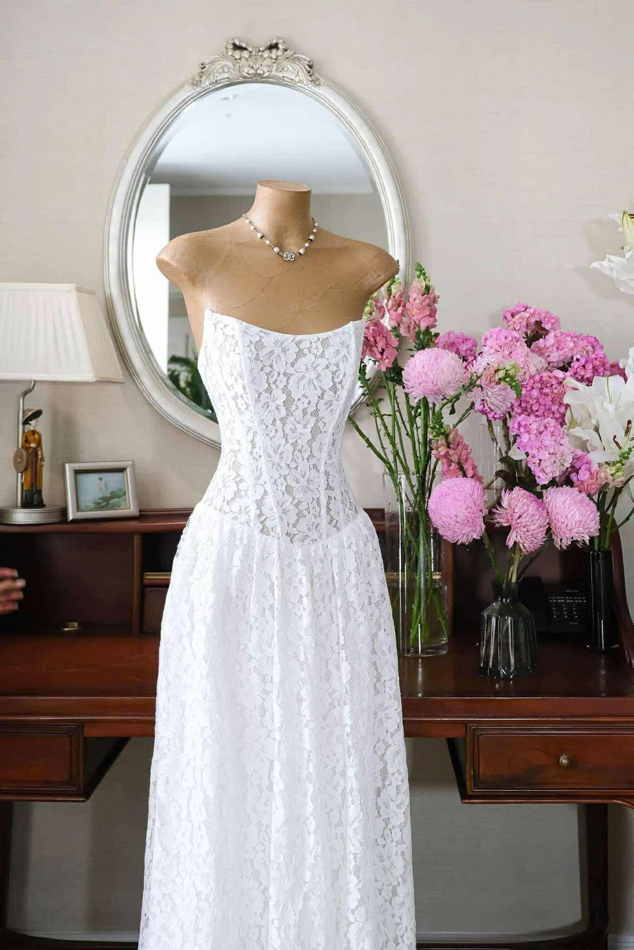 Mortea Dress