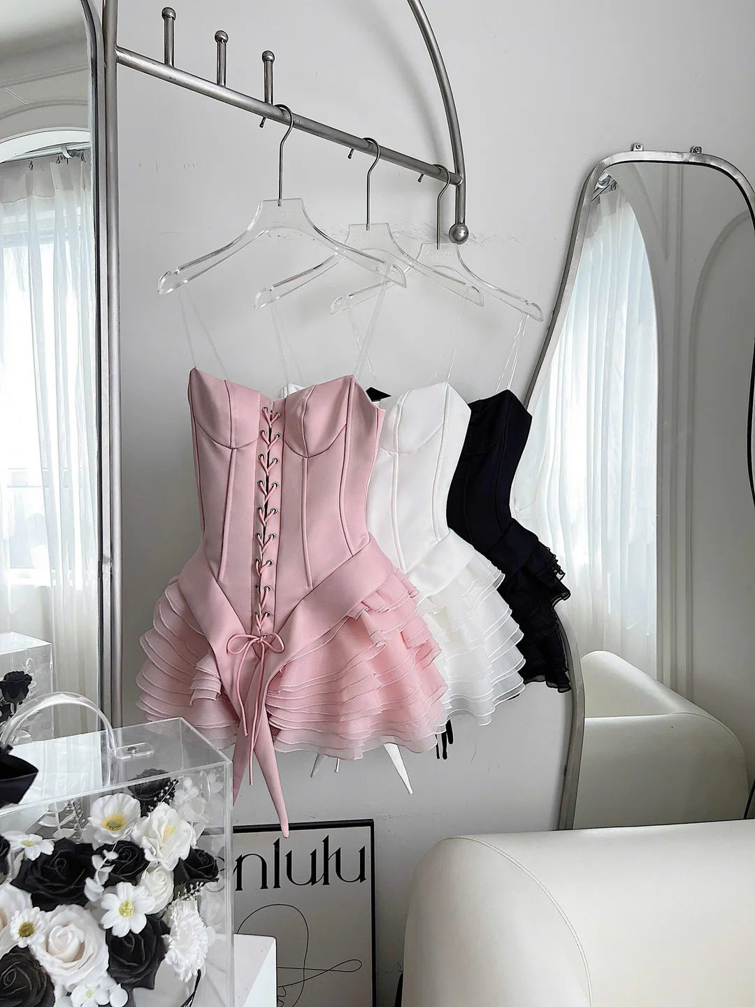 Pre-order: Welianna Dress