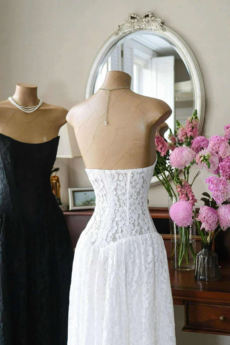Mortea Dress