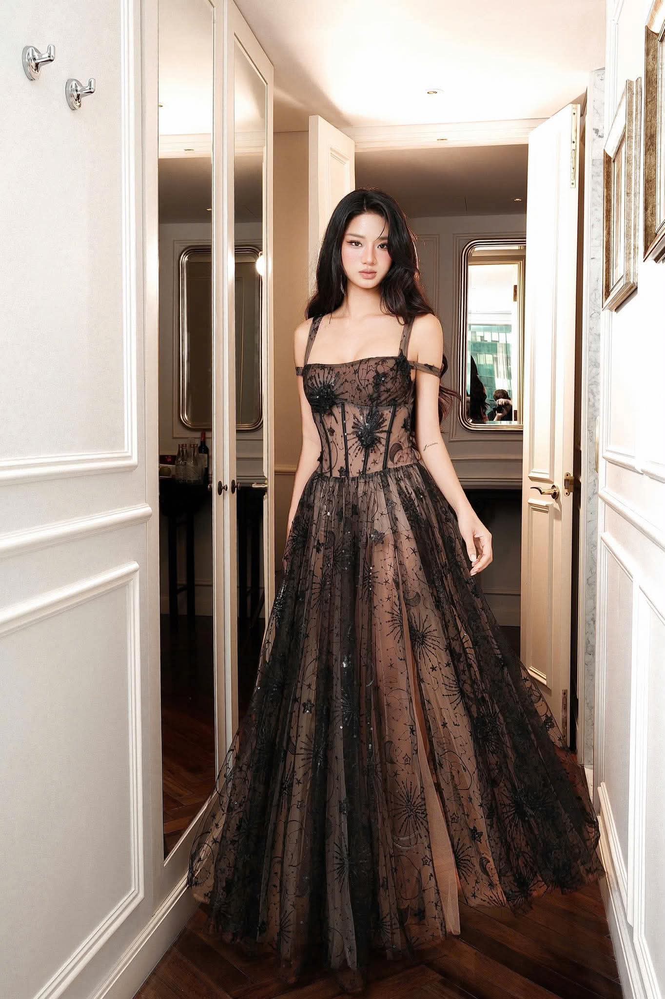 Pre-order: Emiliana Dress