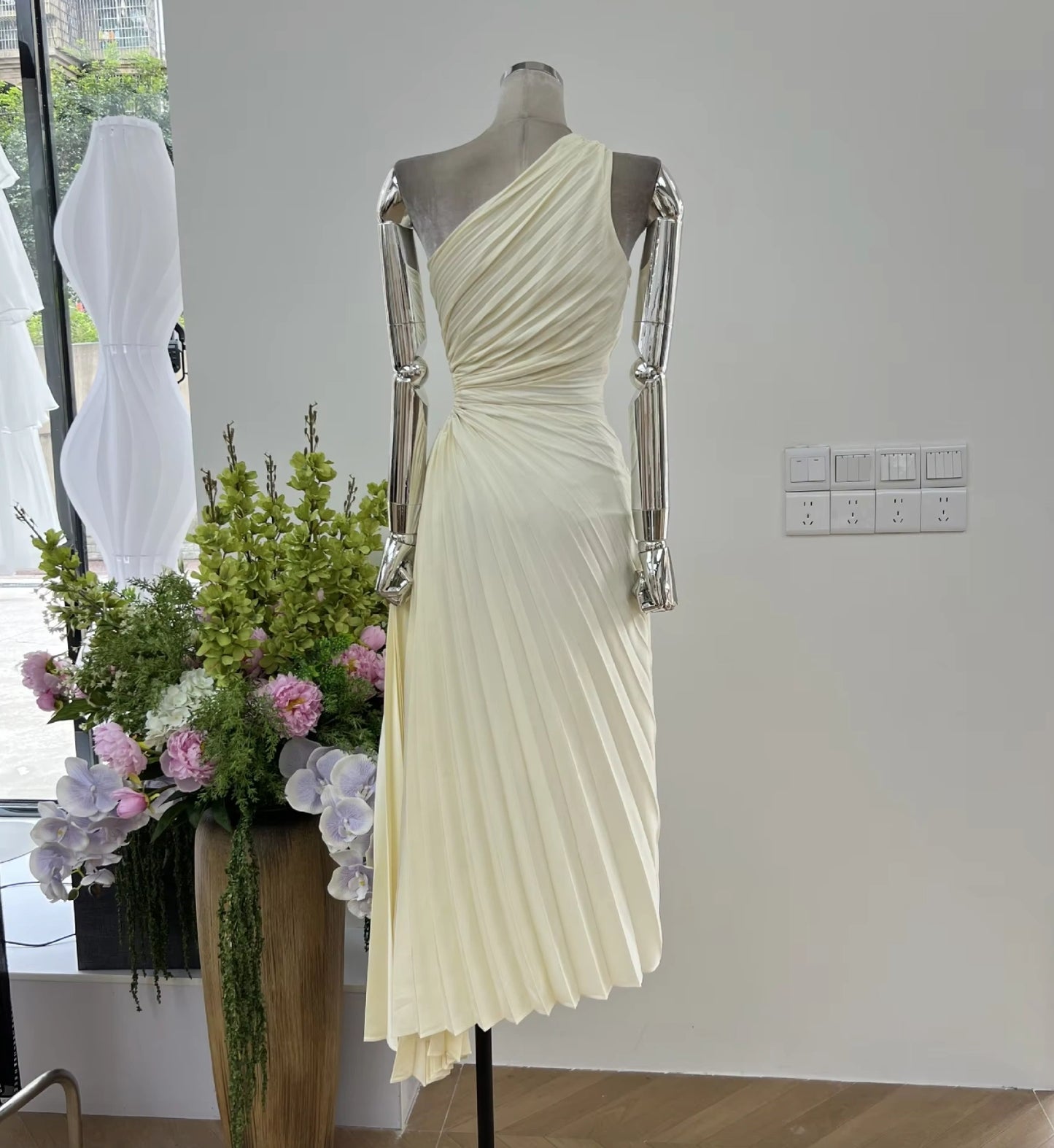 Pre-order: Andrea Dress
