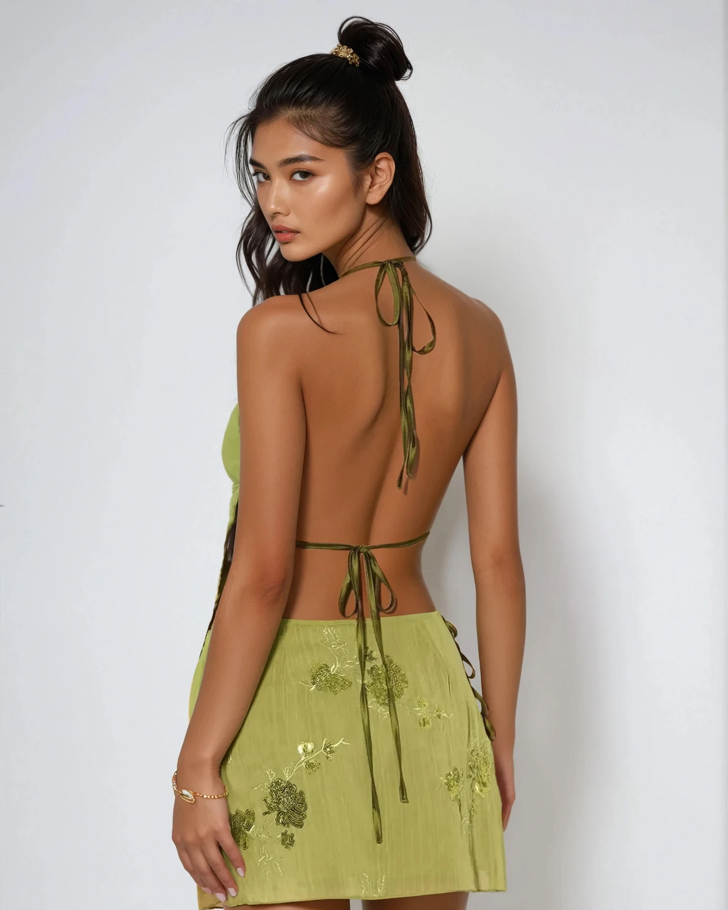 Pre-order: Esmeralda Set