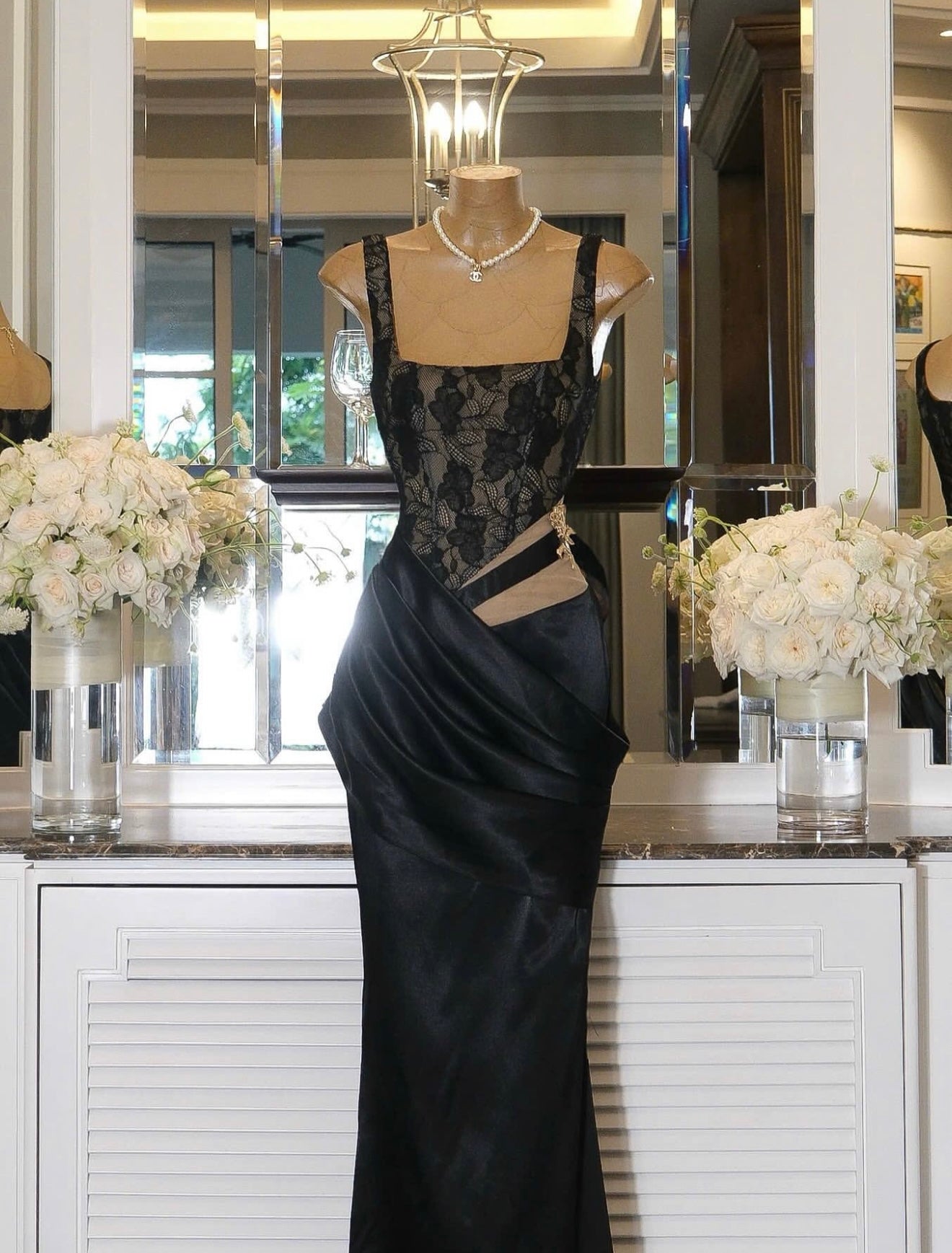Pre-order: Allurina Dress