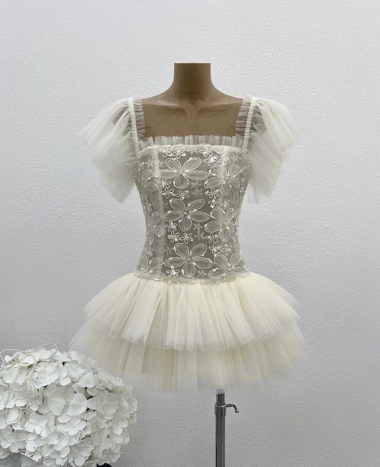 Jovanni Dress