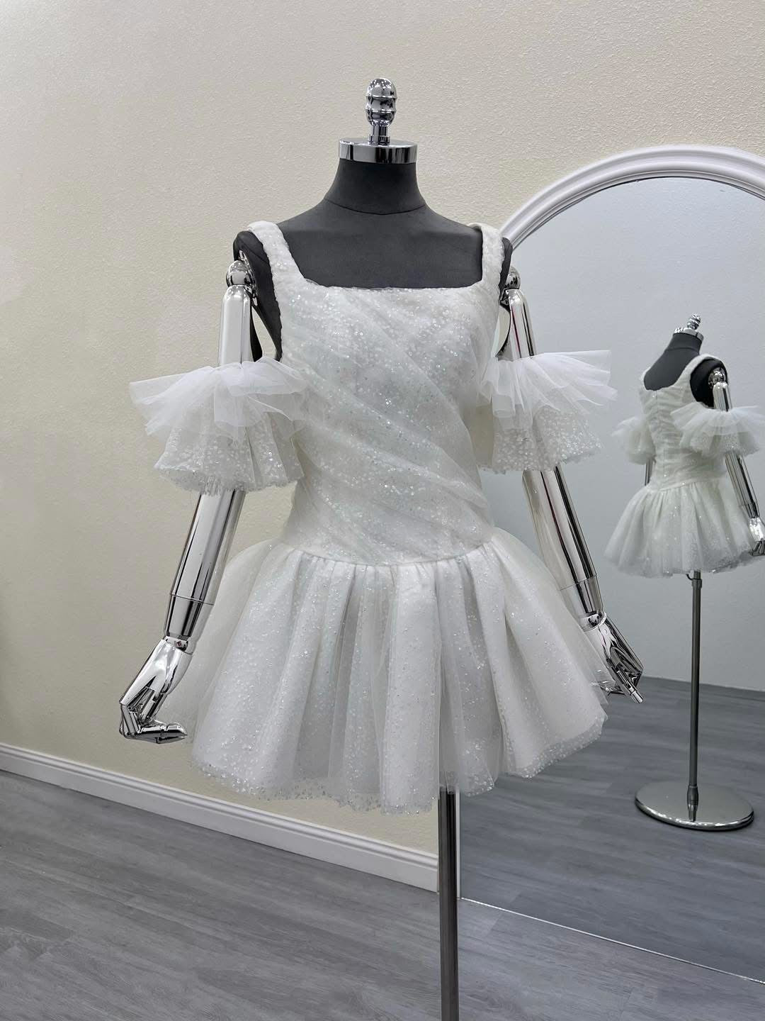 Pre-order: Solenn Dress