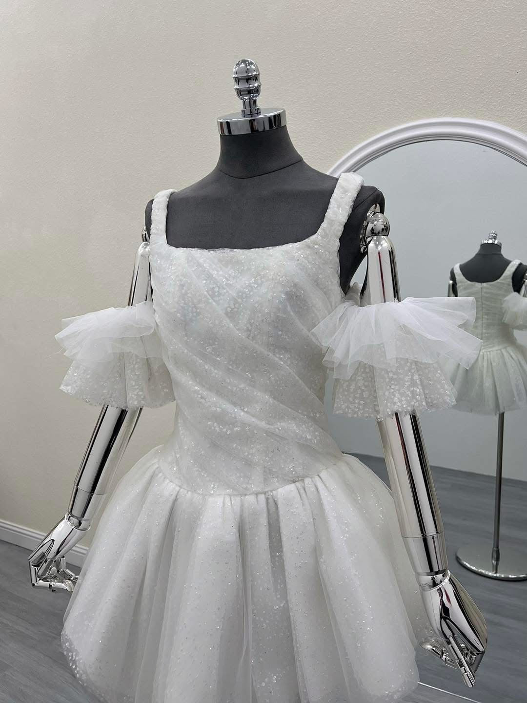 Pre-order: Solenn Dress