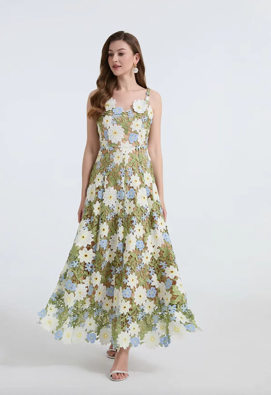Pre-order: Nathalie Dress