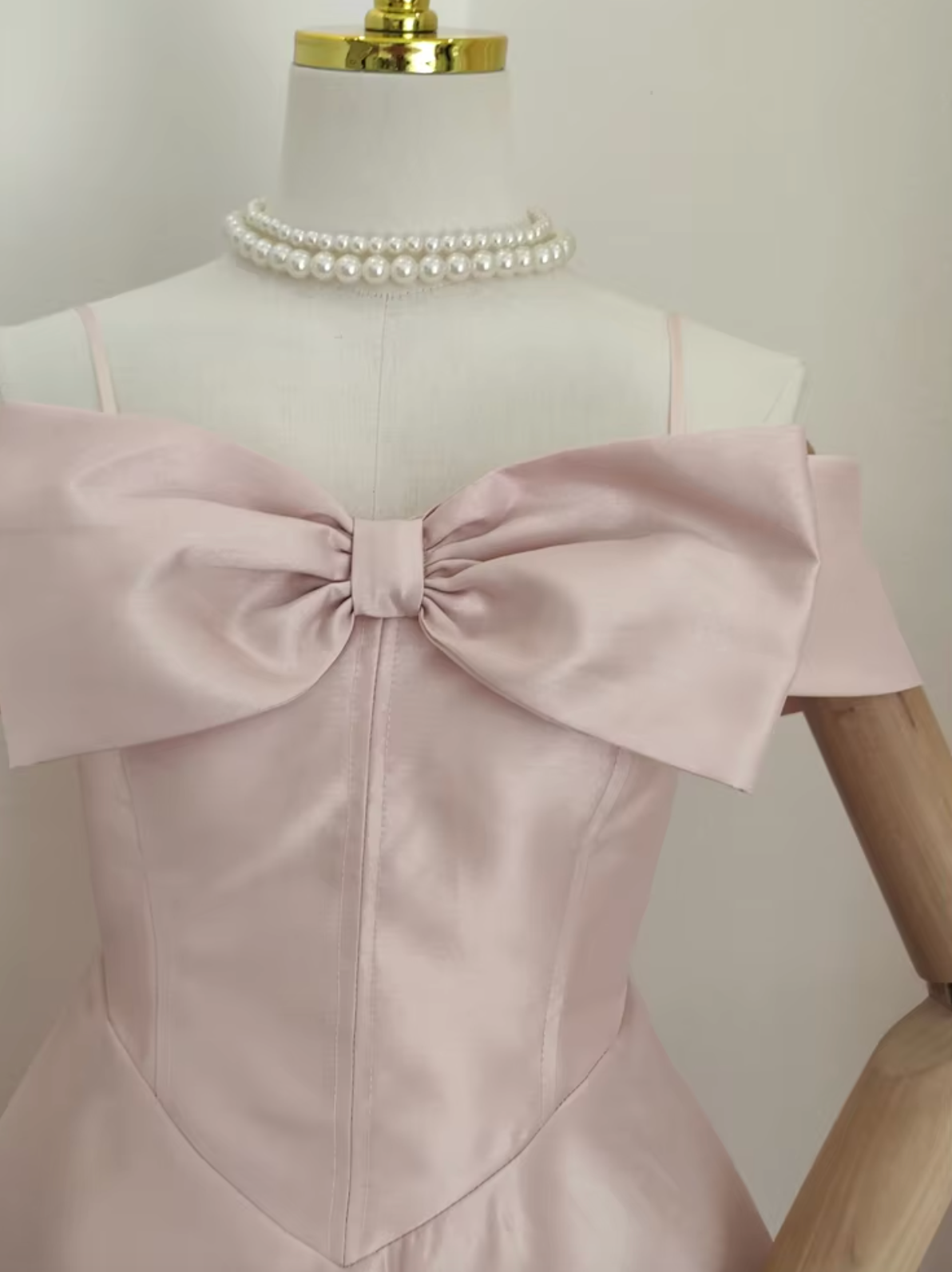 Pre-order: Renata Dress