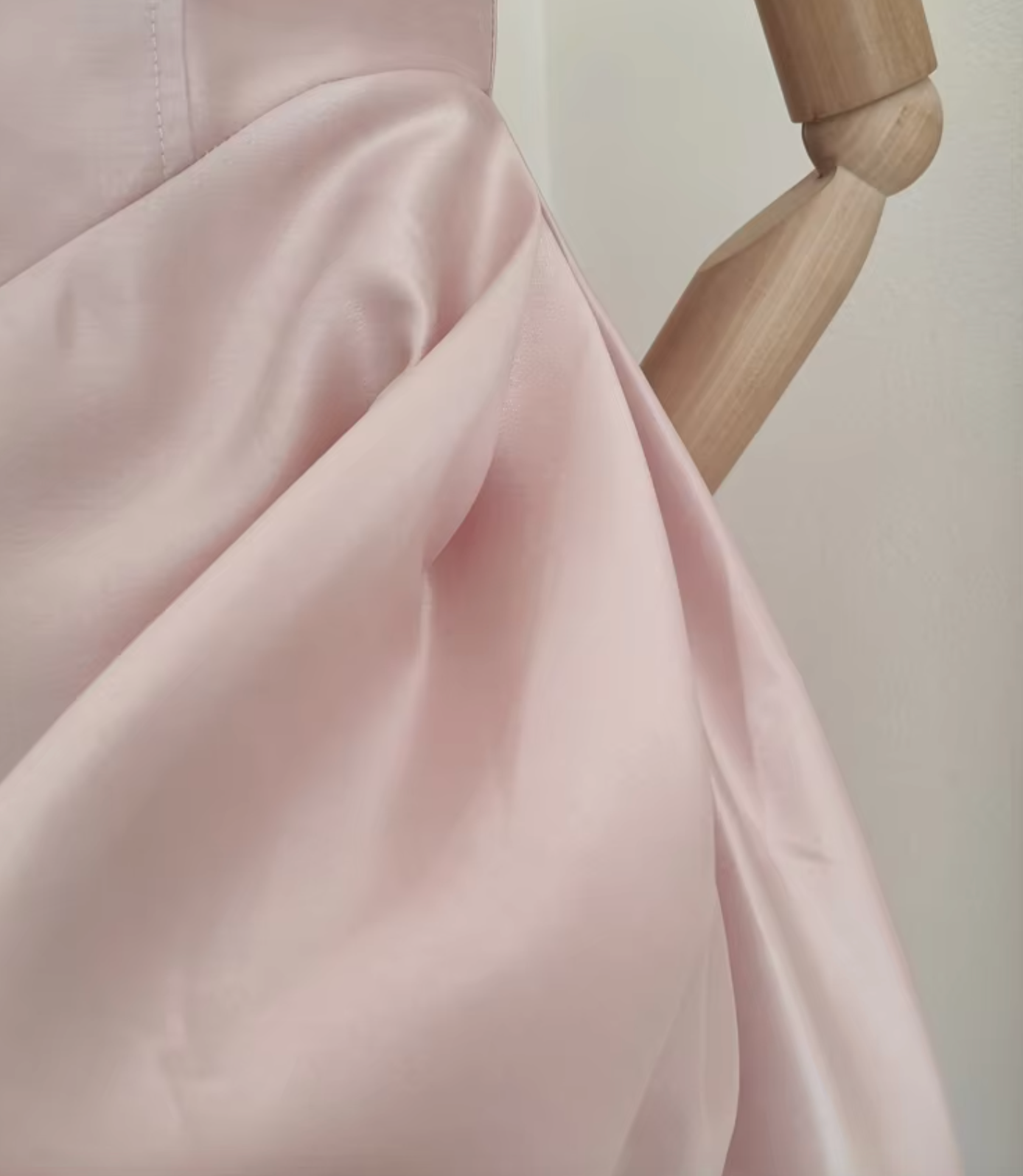Pre-order: Renata Dress