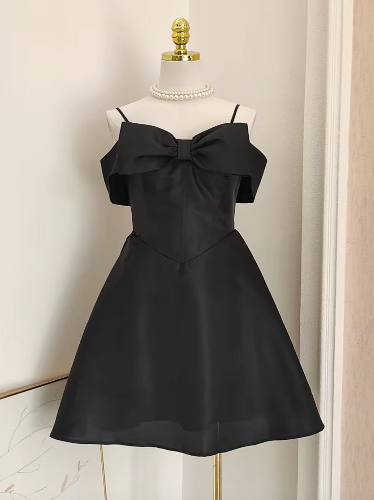 Pre-order: Renata Dress