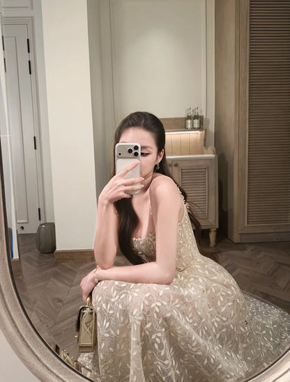 Pre-order: Relisa Dress