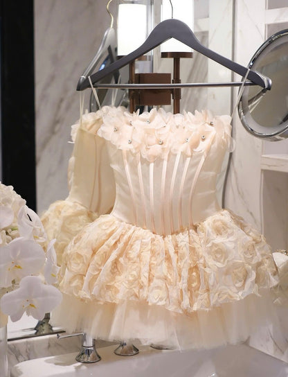 Pre-order: Cosmina Dress