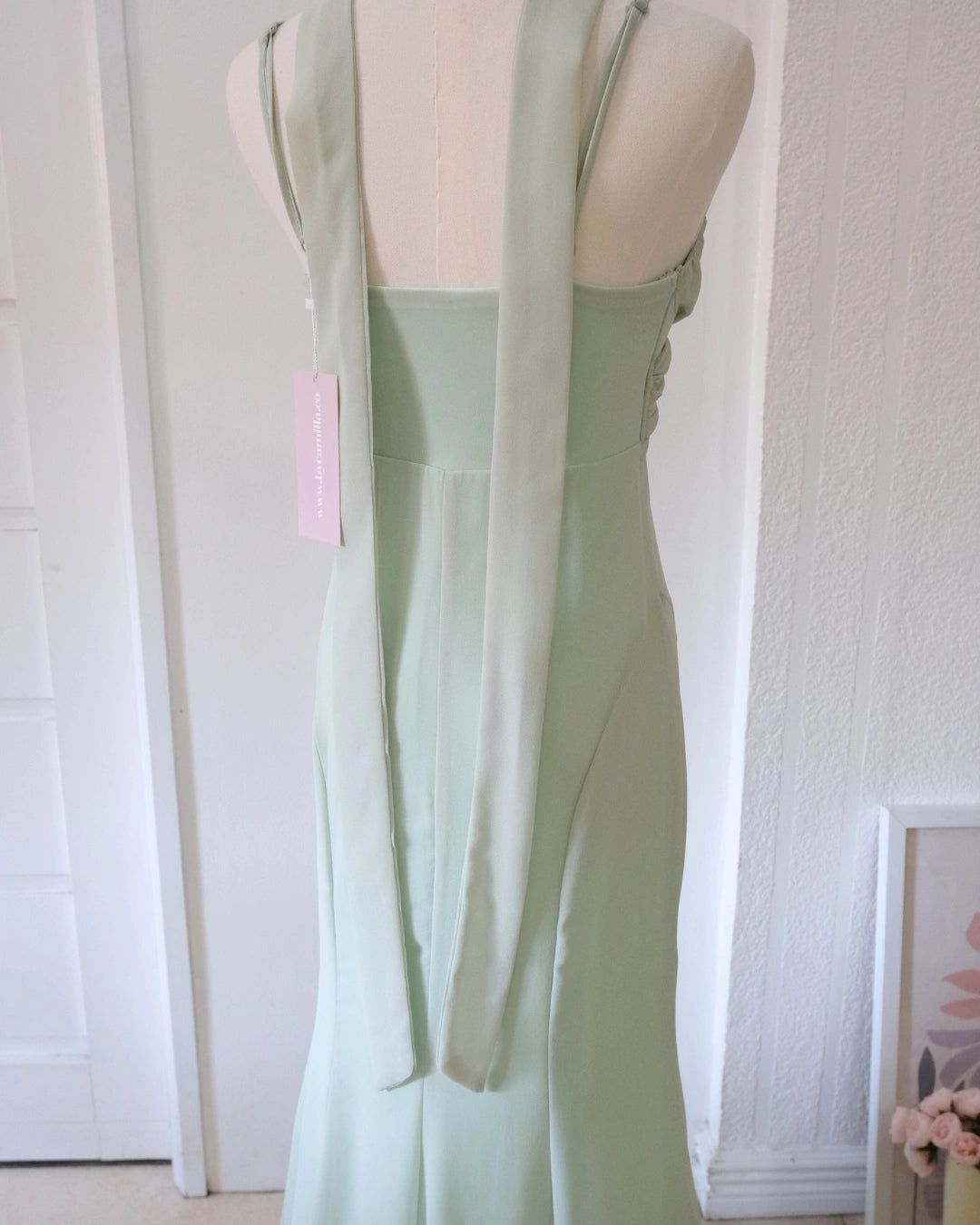 Pre-order: Resea Dress