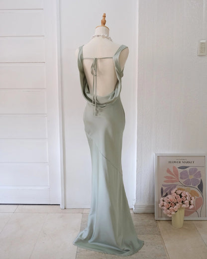 Pre-order: Regine Dress