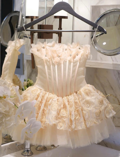 Pre-order: Cosmina Dress