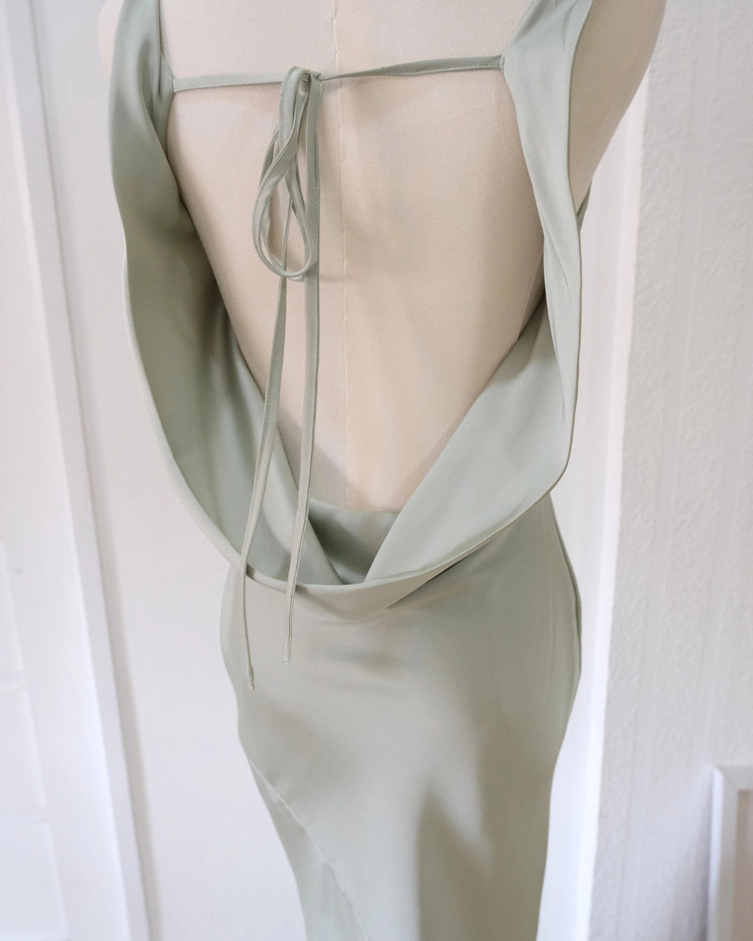 Pre-order: Regine Dress