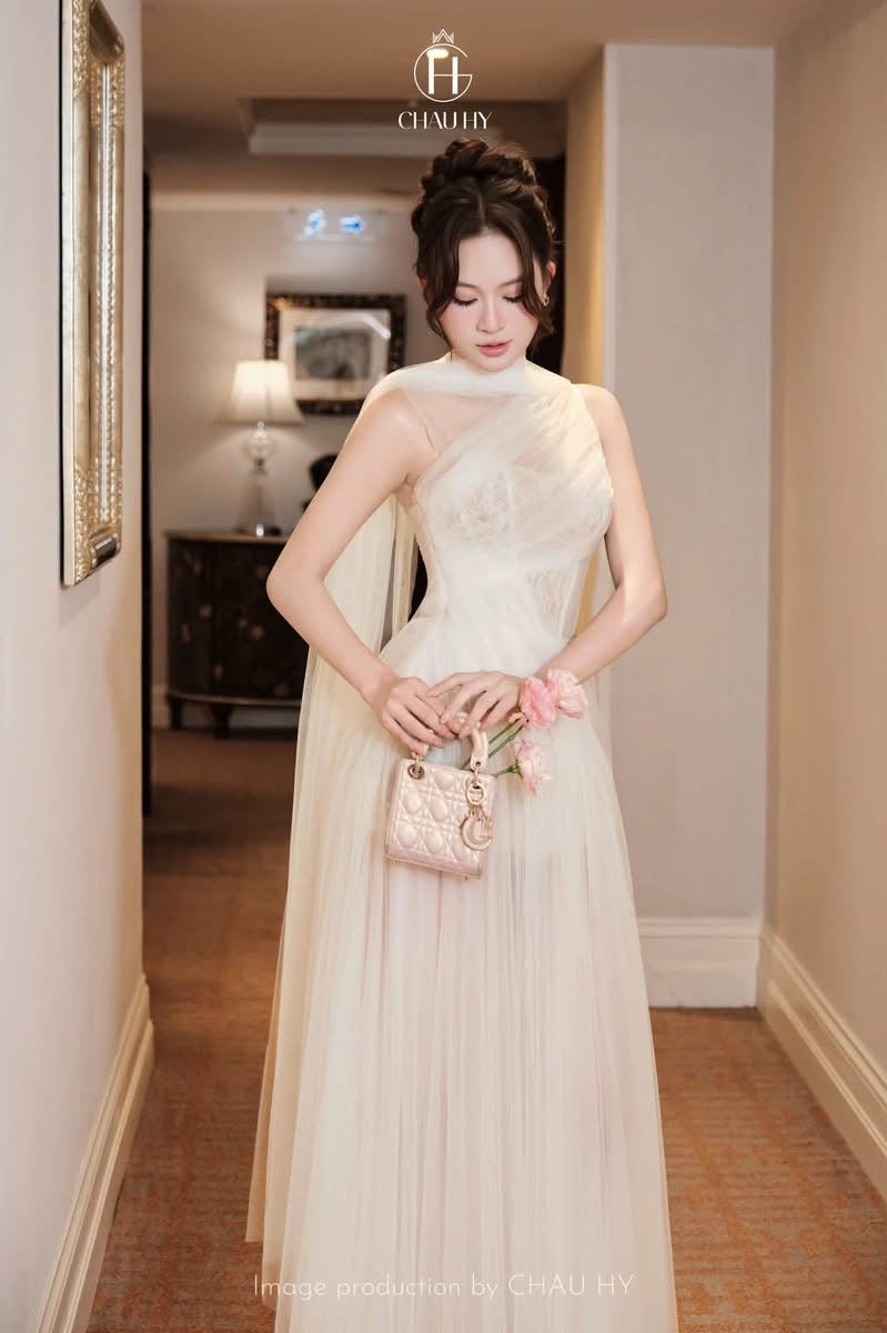 Yesseah Dress by Chau Hy