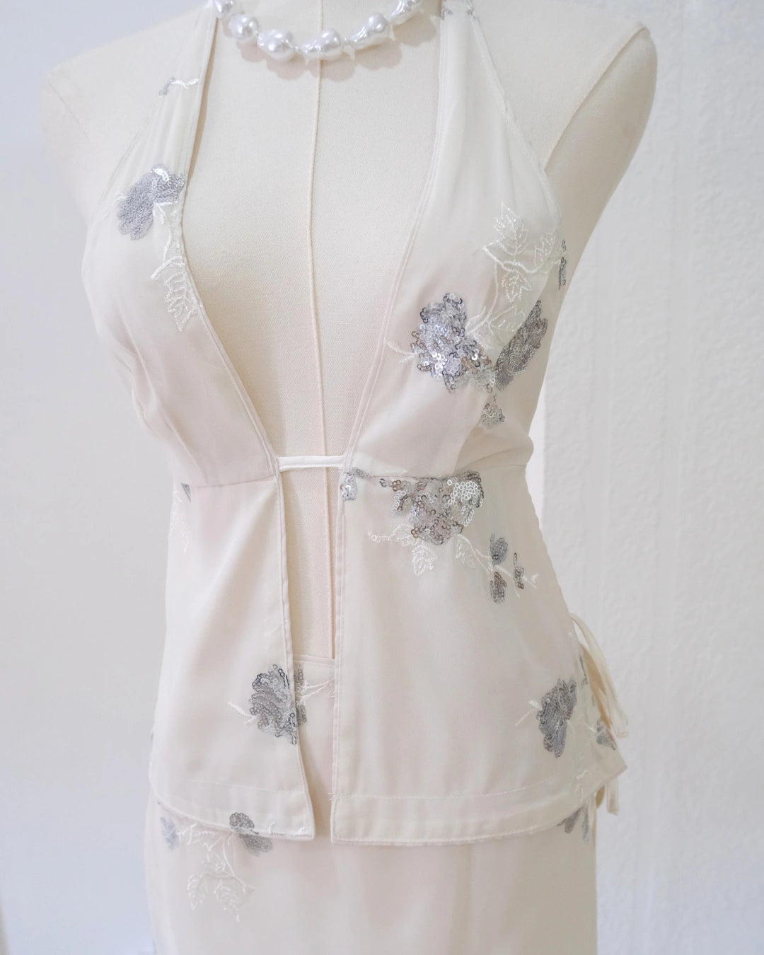 Pre-order: Esmeralda Set