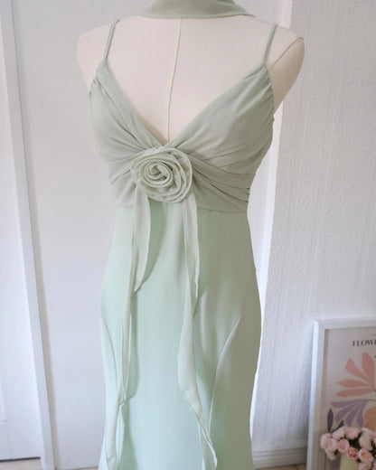 Pre-order: Resea Dress