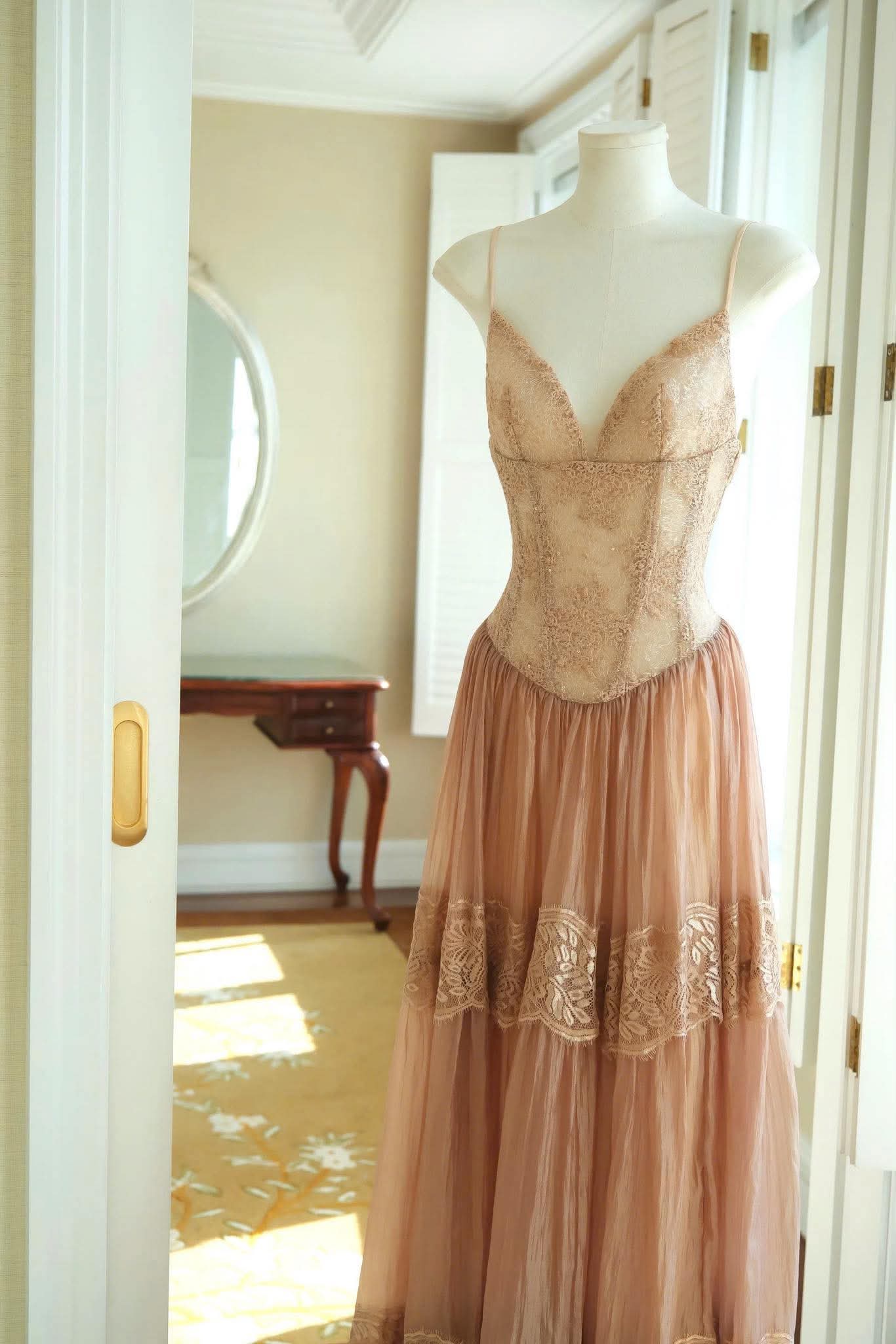 Pre-order: Aisha Dress