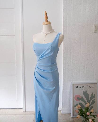 Pre-order: Flavia Dress