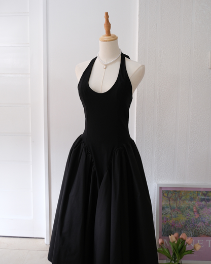 Pre-order: Zinnia Dress