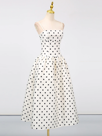 Pre-order: Carmen Dress