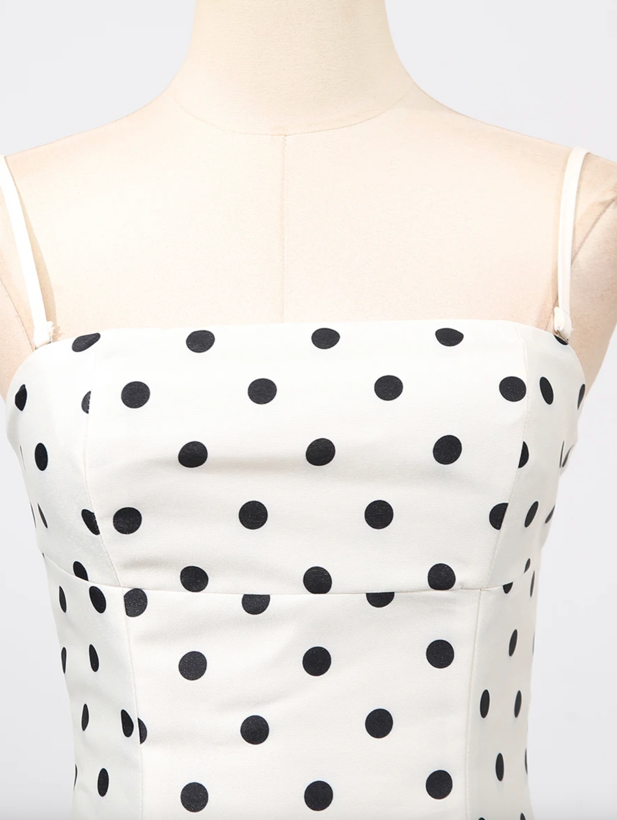 Pre-order: Carmen Dress
