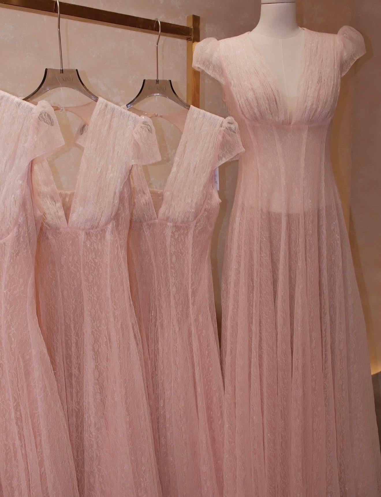 Pre-order: Acelia Dress (No brand)