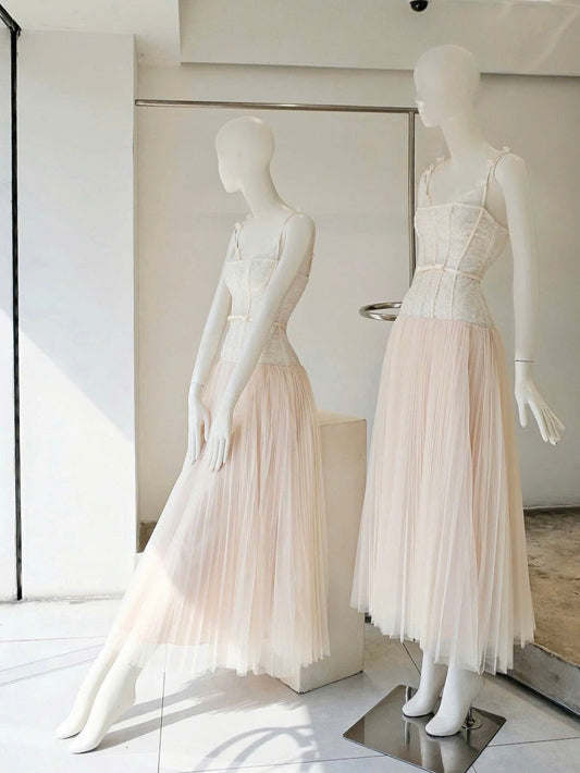 Pre-order: Rosinda Dress