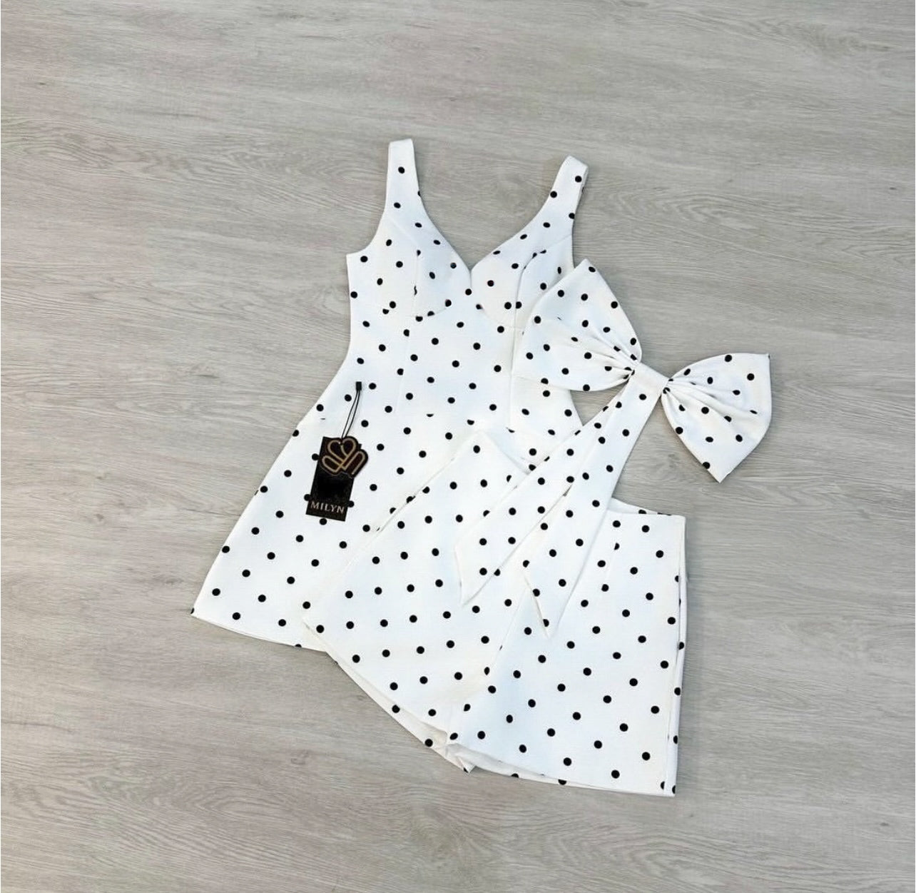 Limited Edition: Zera Set (Dress + Shorts + Detachable Ribbon)