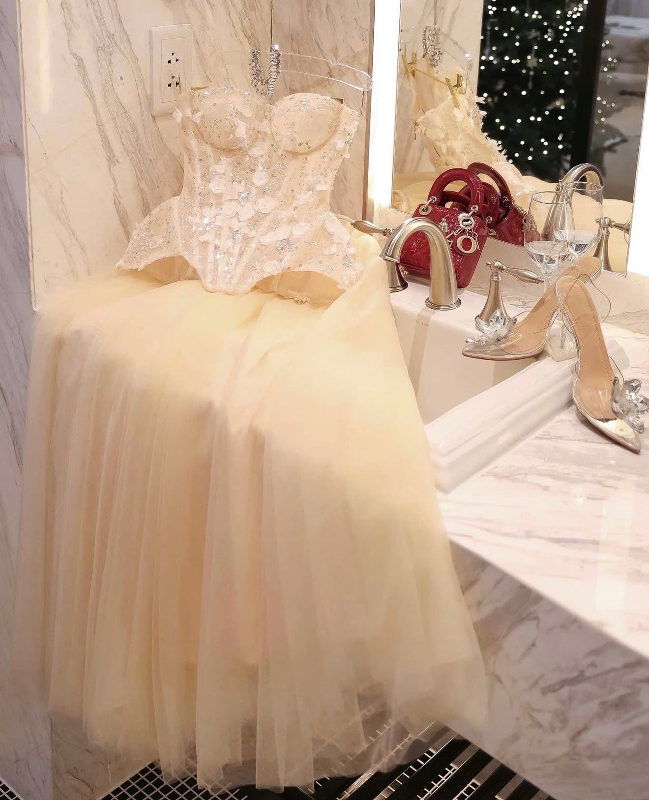 Revela Dress (Top + Skirt Set)