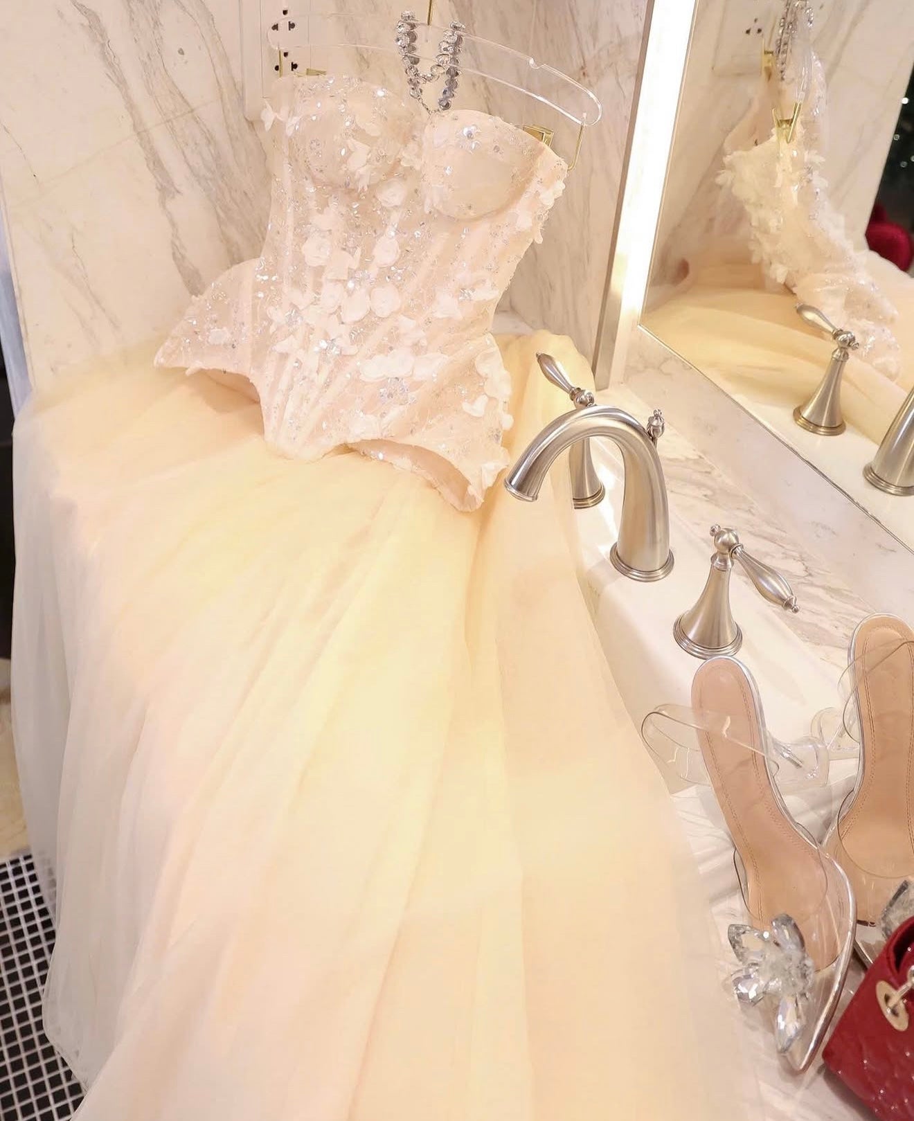 Revela Dress (Top + Skirt Set)