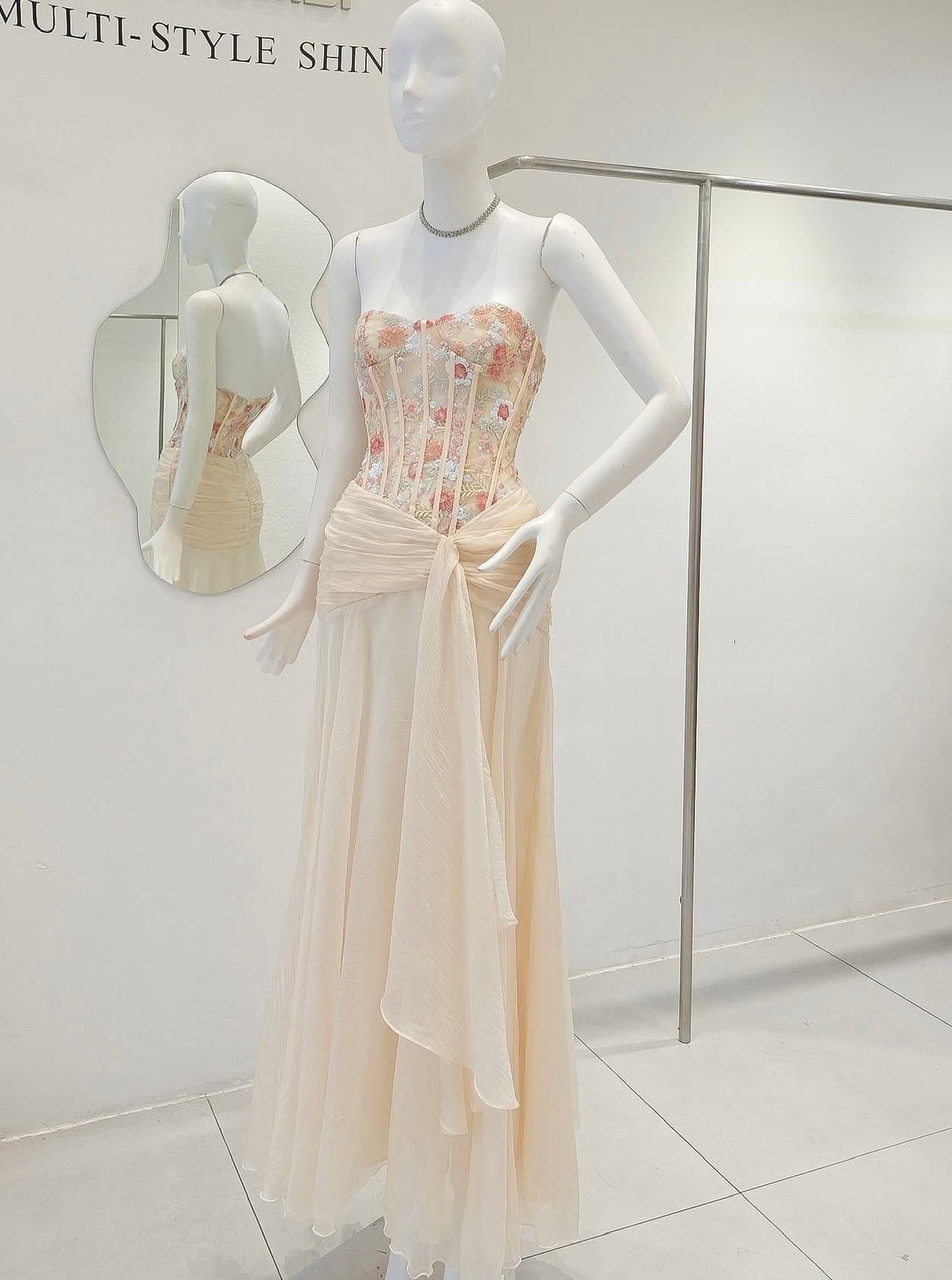 Pre-order: Clea Dress